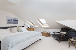 Photo 14- click for photo gallery